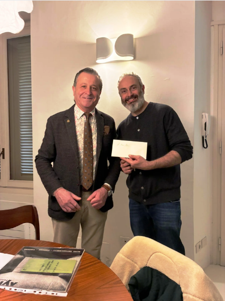 Sergio Maltagliati durante la consegna dei materiali relativi a Pietro Grossi a Villa Rondinelli